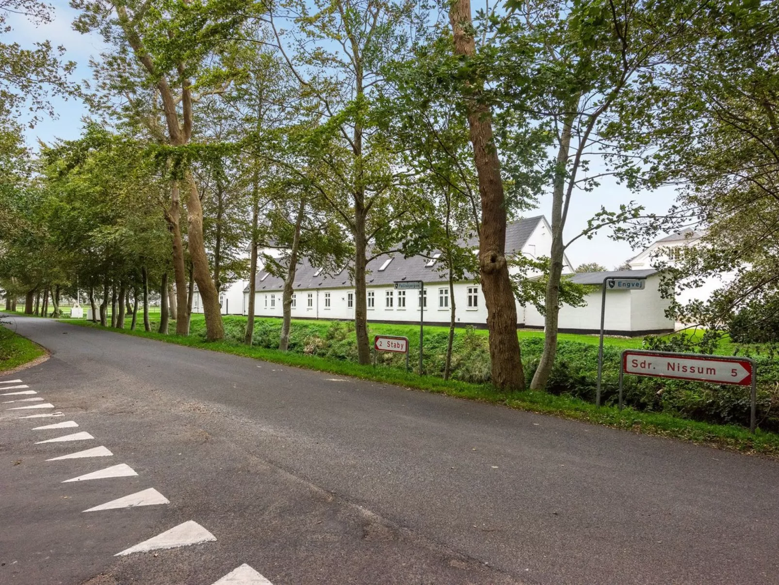 "Edine" - 4.5km from the sea-Buiten