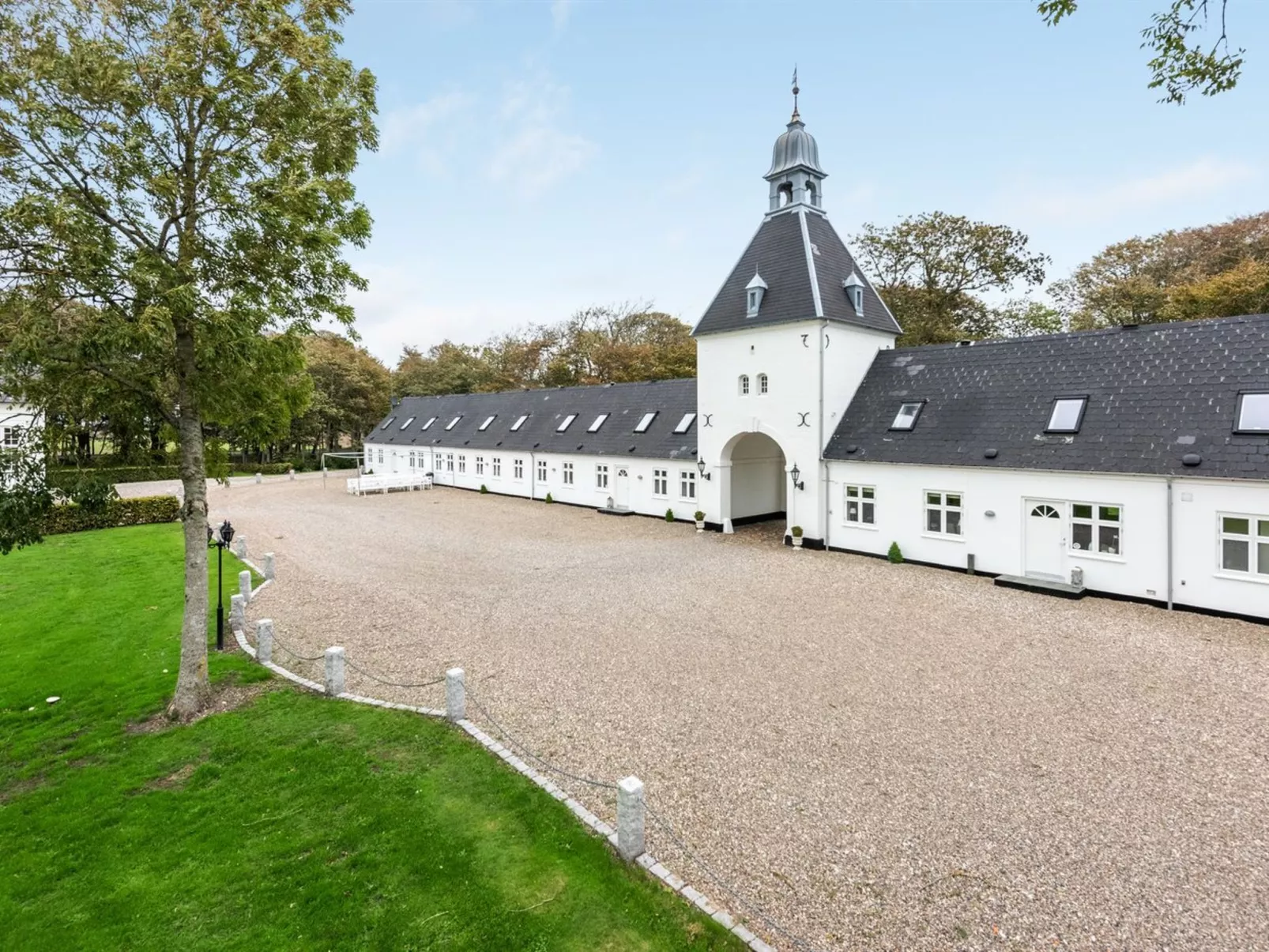 "Edine" - 4.5km from the sea-Binnen