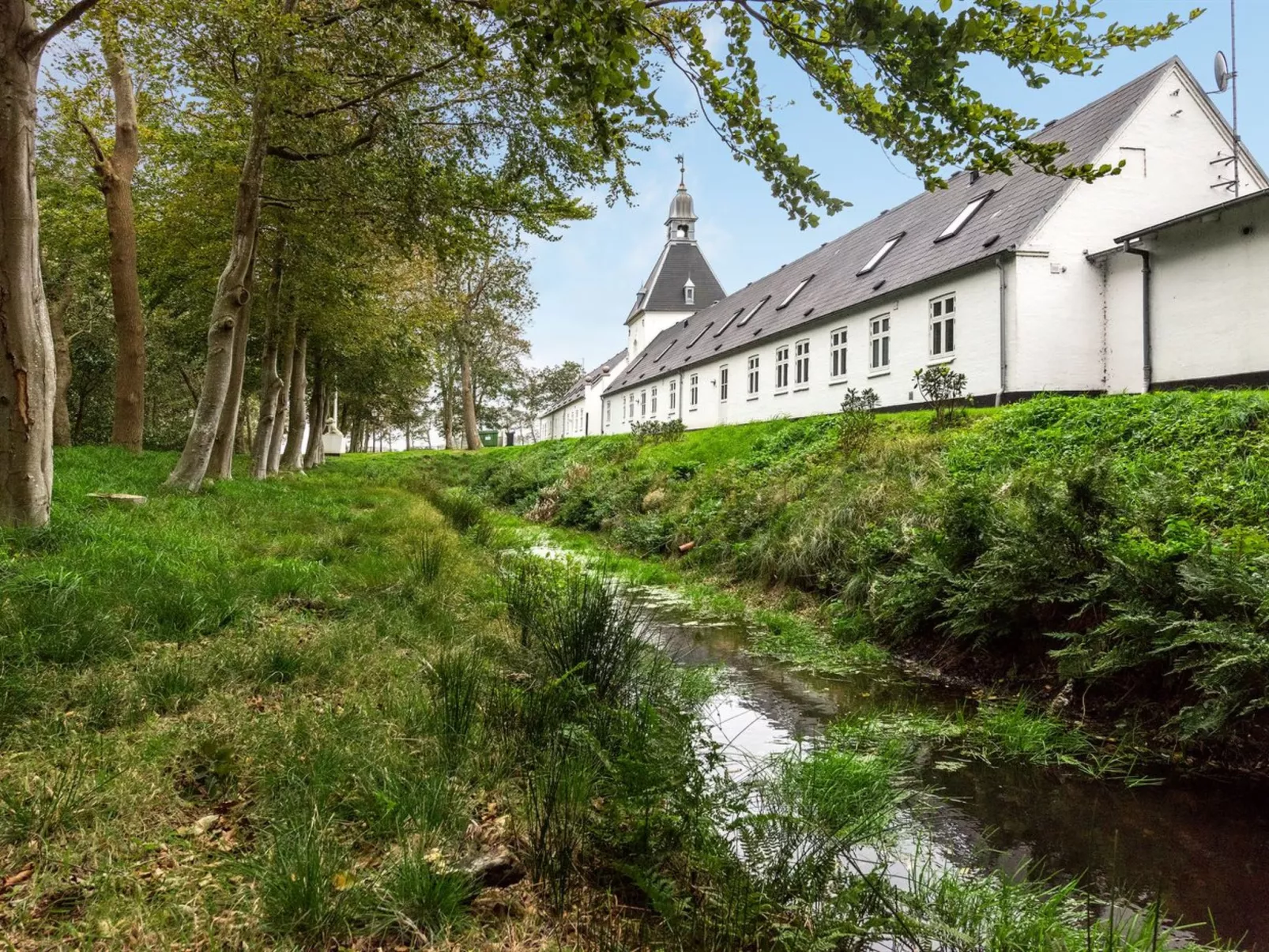 "Edine" - 4.5km from the sea-Buiten
