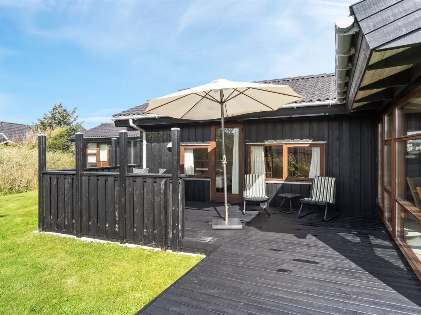 "Friderike" - 200m from the sea-Buiten