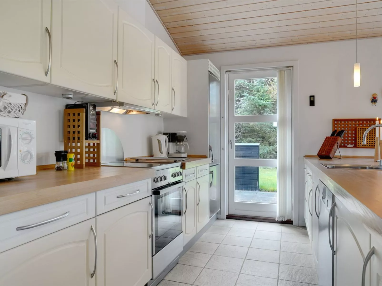 "Nilus" - 2.2km from the sea-Binnen