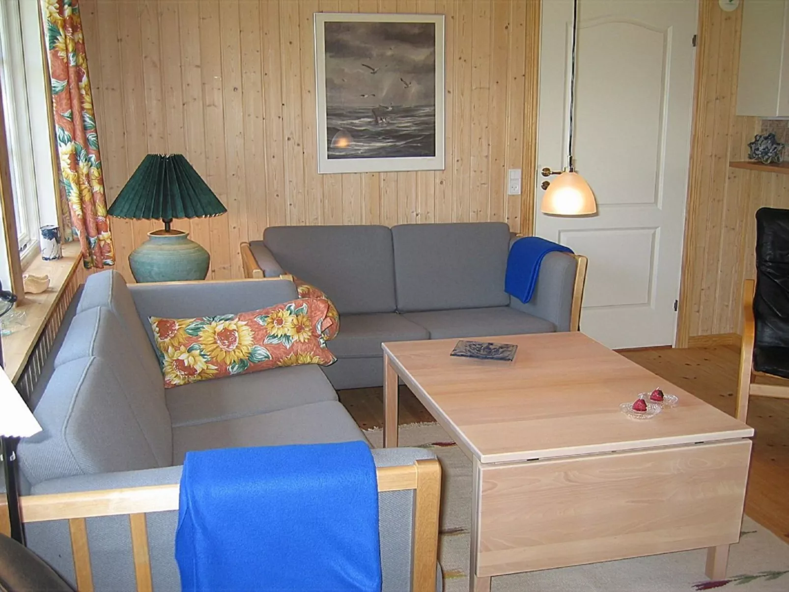 "Bernadine" - 350m from the sea-Binnen