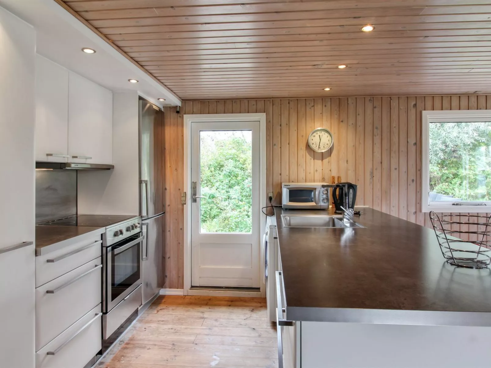 "Sande" - 450m from the sea-Binnen