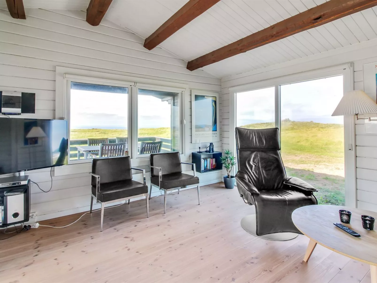 "Sinnika" - 75m from the sea-Binnen