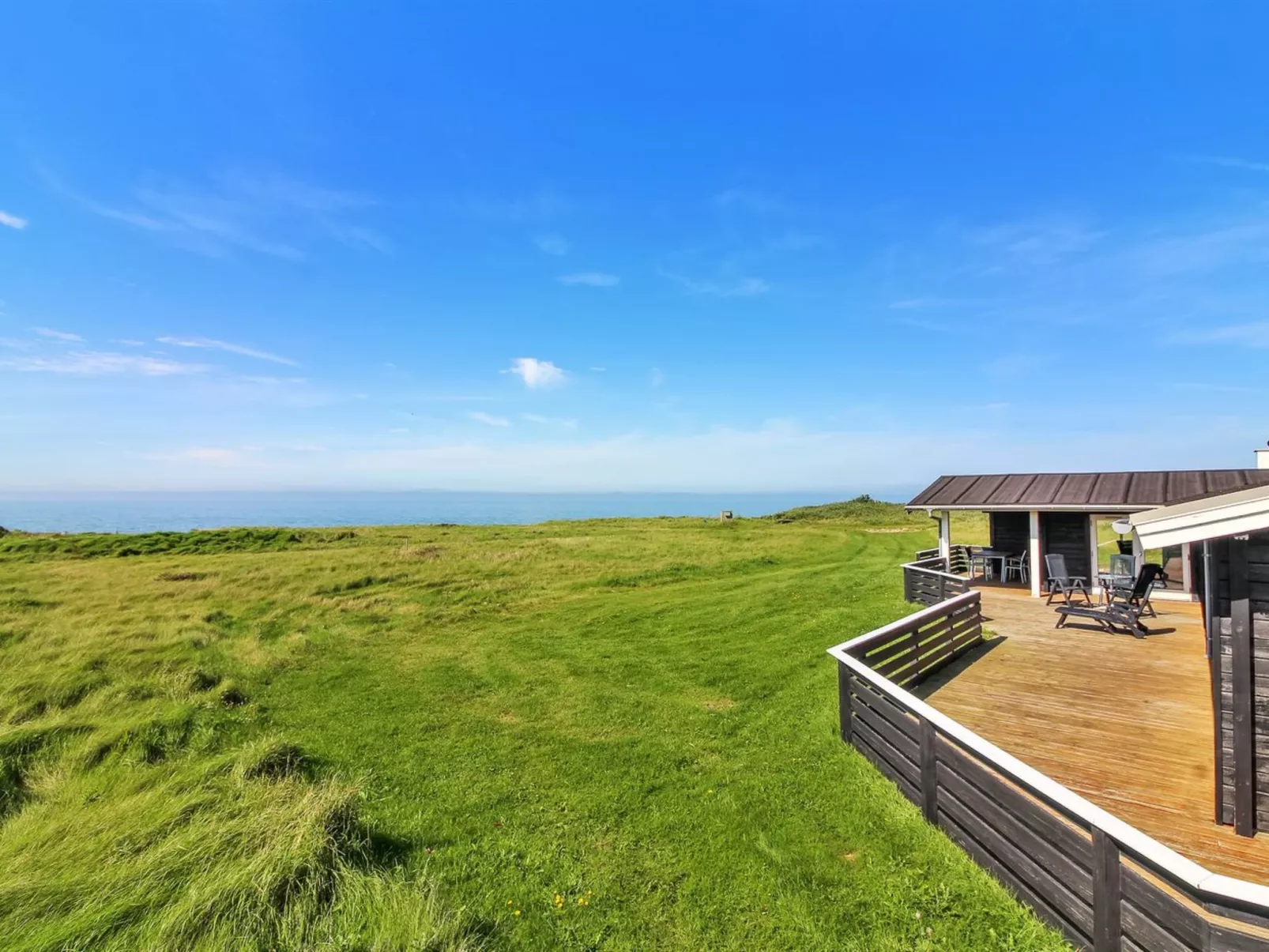 "Sinnika" - 75m from the sea-Buiten