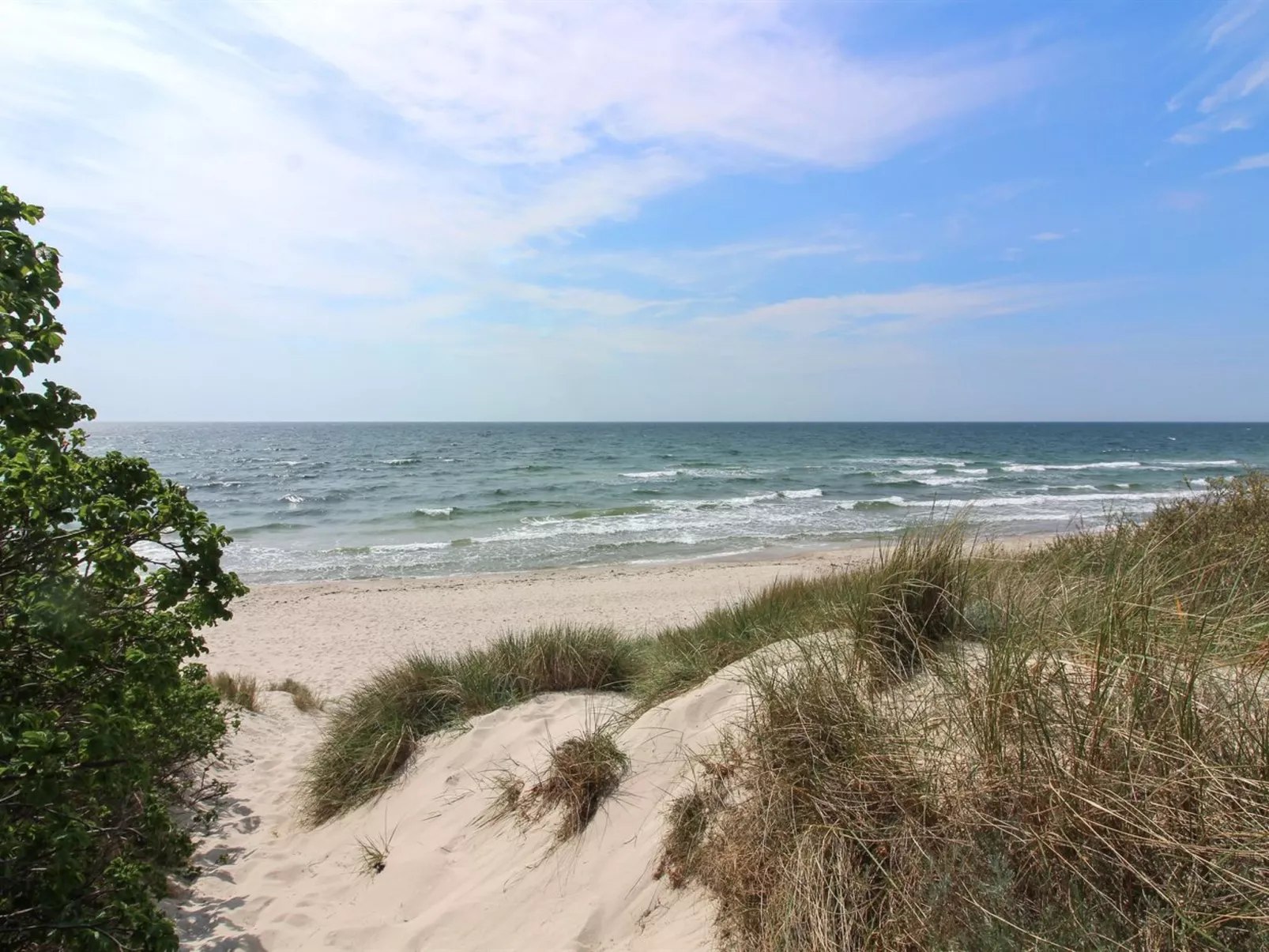 "Nuka" - 800m from the sea-Buiten