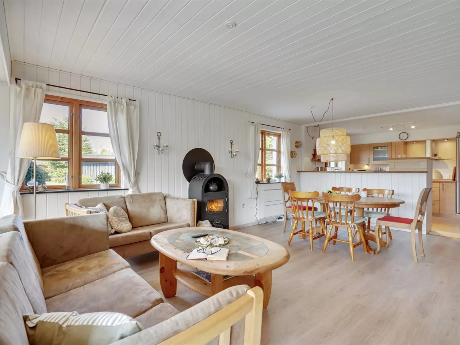 "Annegret" - 250m from the sea-Binnen