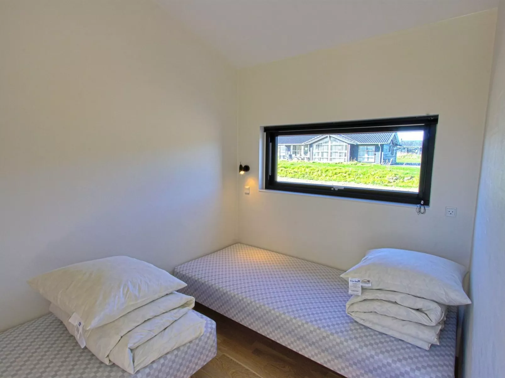 "Herdie" - 900m from the sea-Buiten