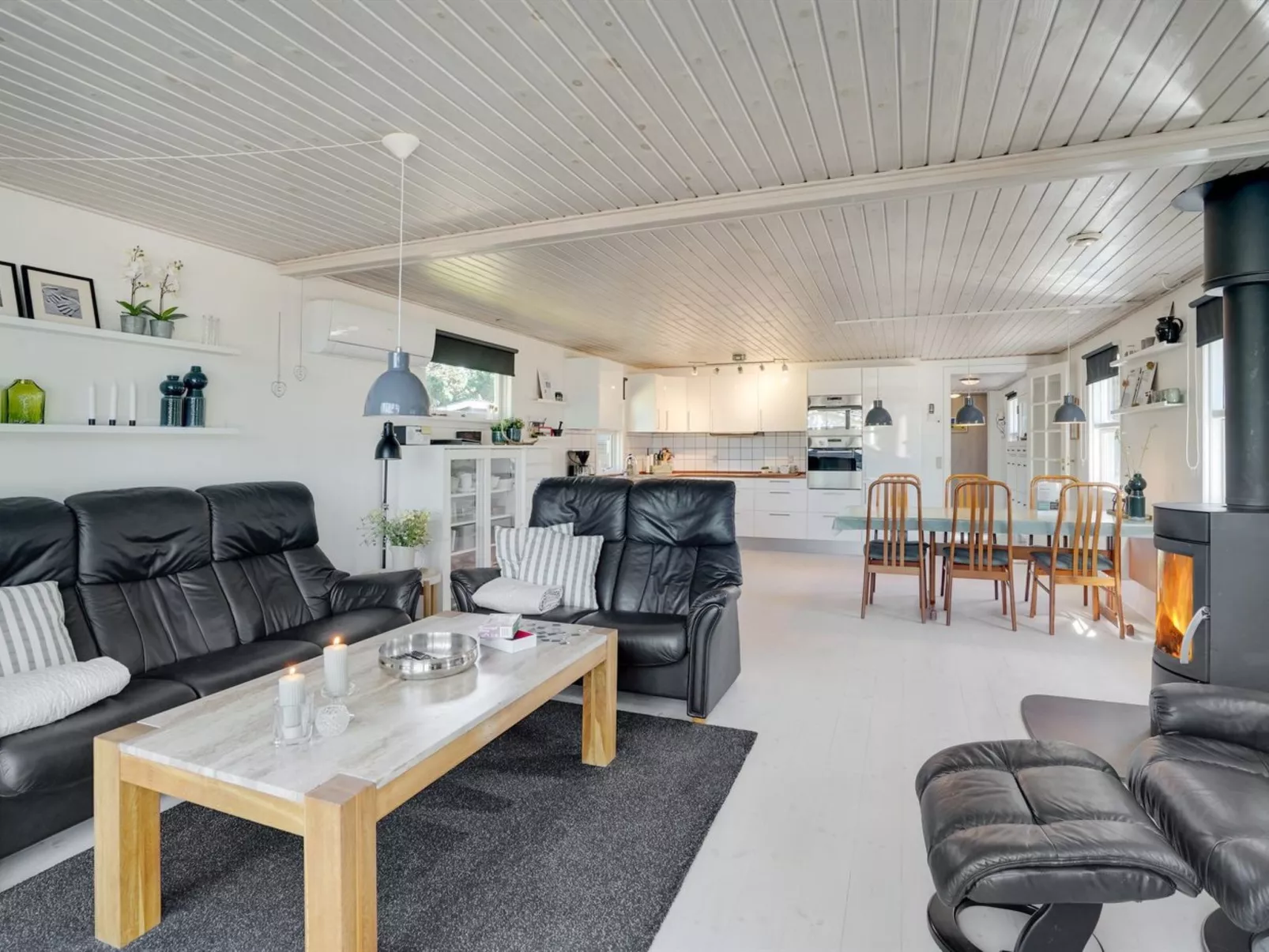 "Gottfrida" - 2km from the sea-Binnen