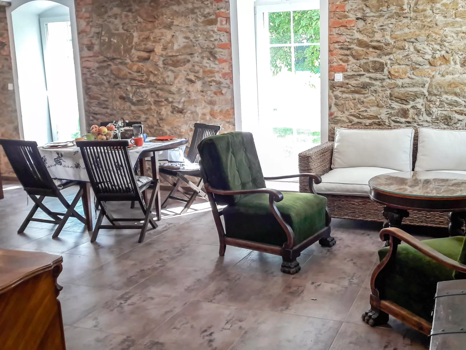 Dom na Skraju-Binnen