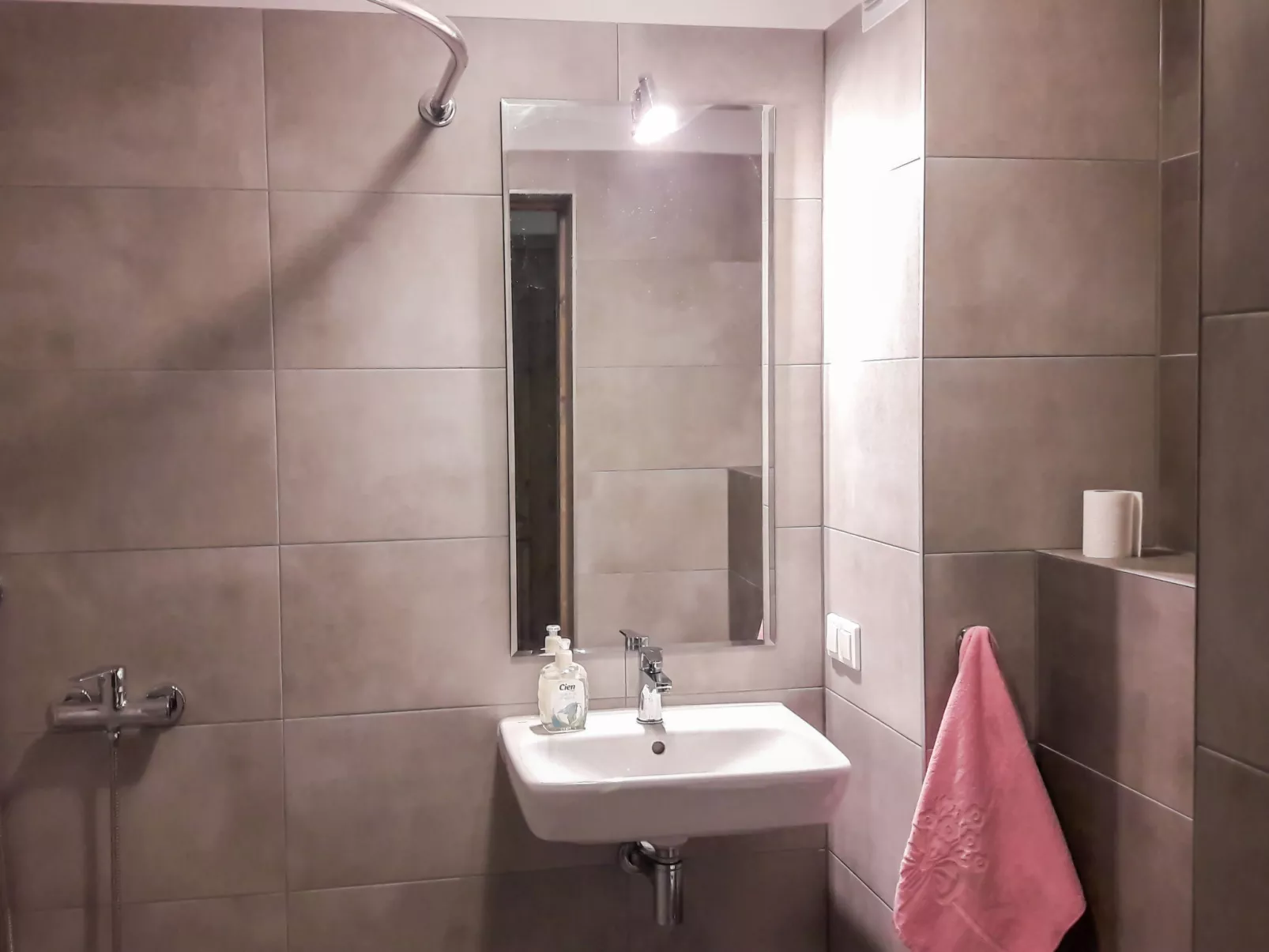 Dom na Skraju-Binnen