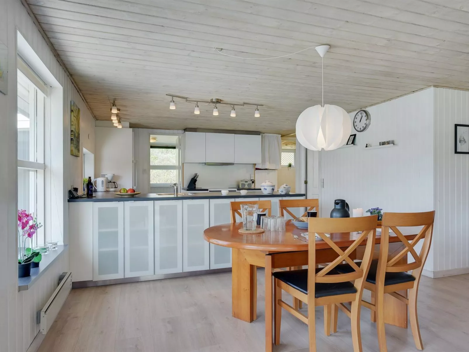 "Vilhelmiina" - 350m from the sea-Binnen