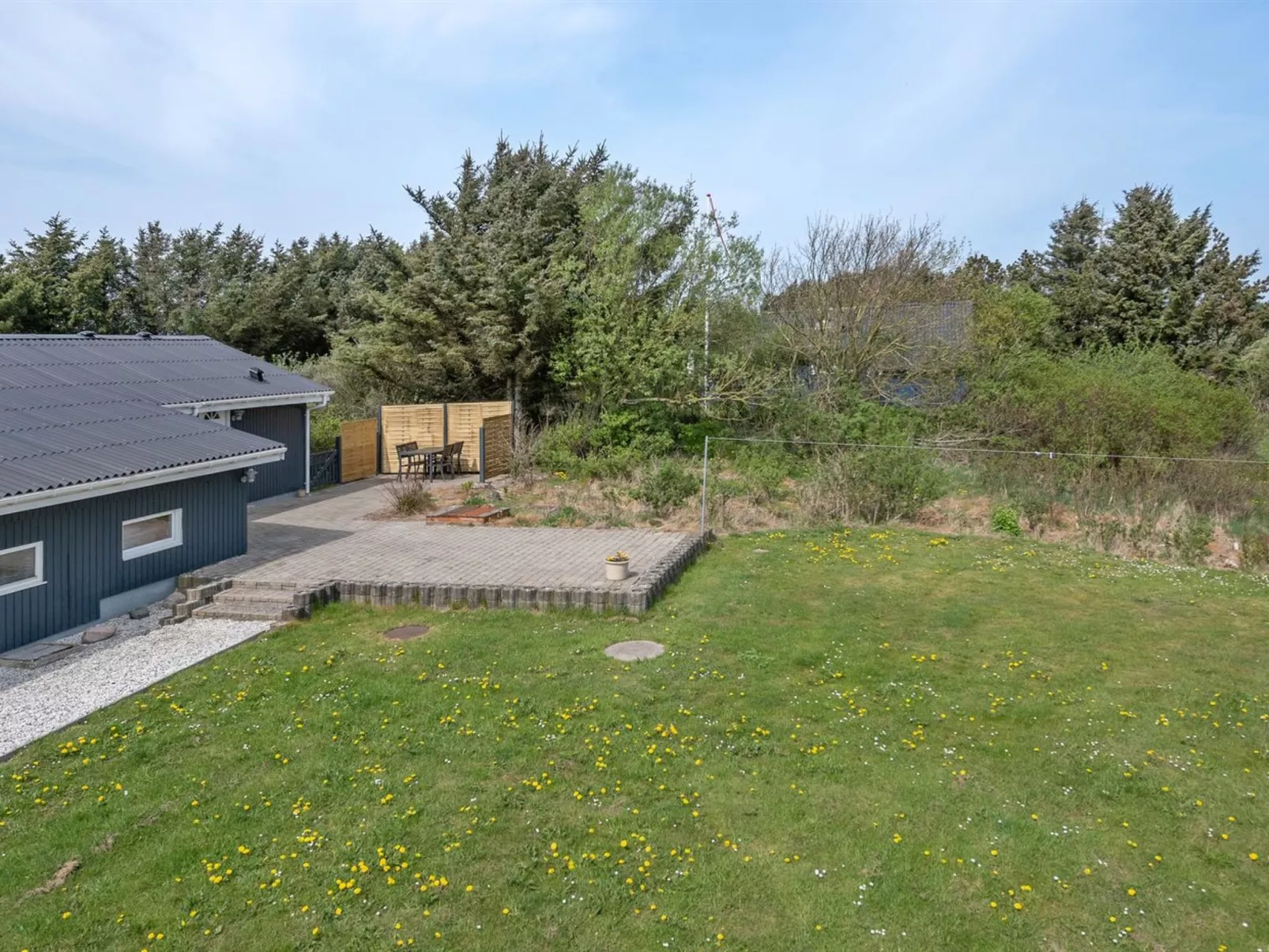 "Vilhelmiina" - 350m from the sea-Buiten