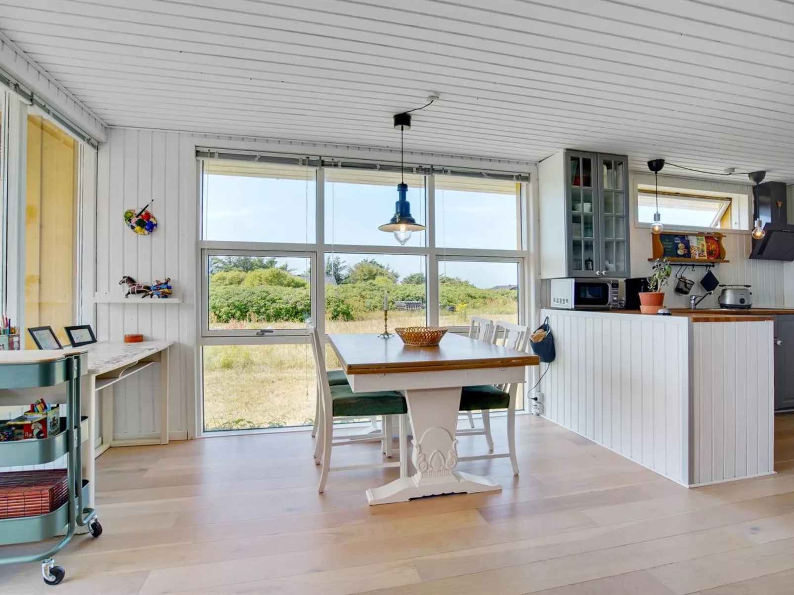 "Uffi" - 300m from the sea-Binnen