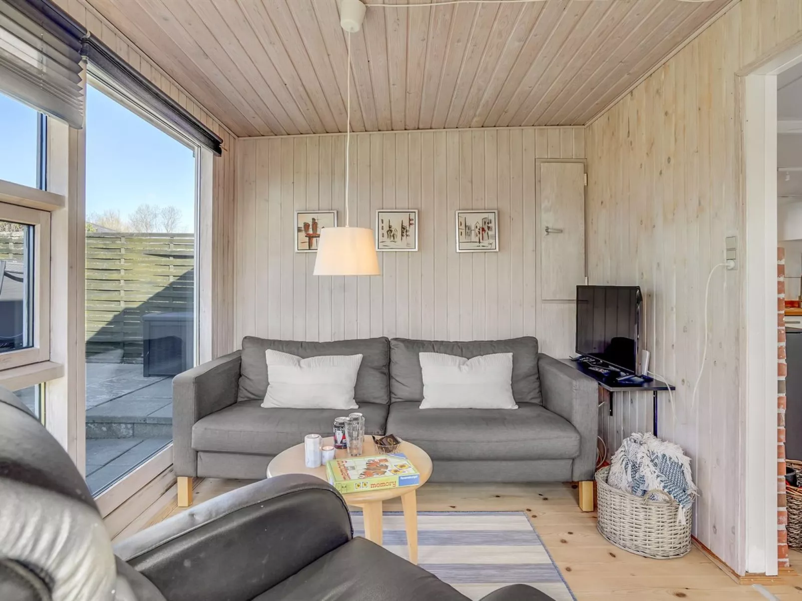 "Loella" - 35m from the sea-Binnen