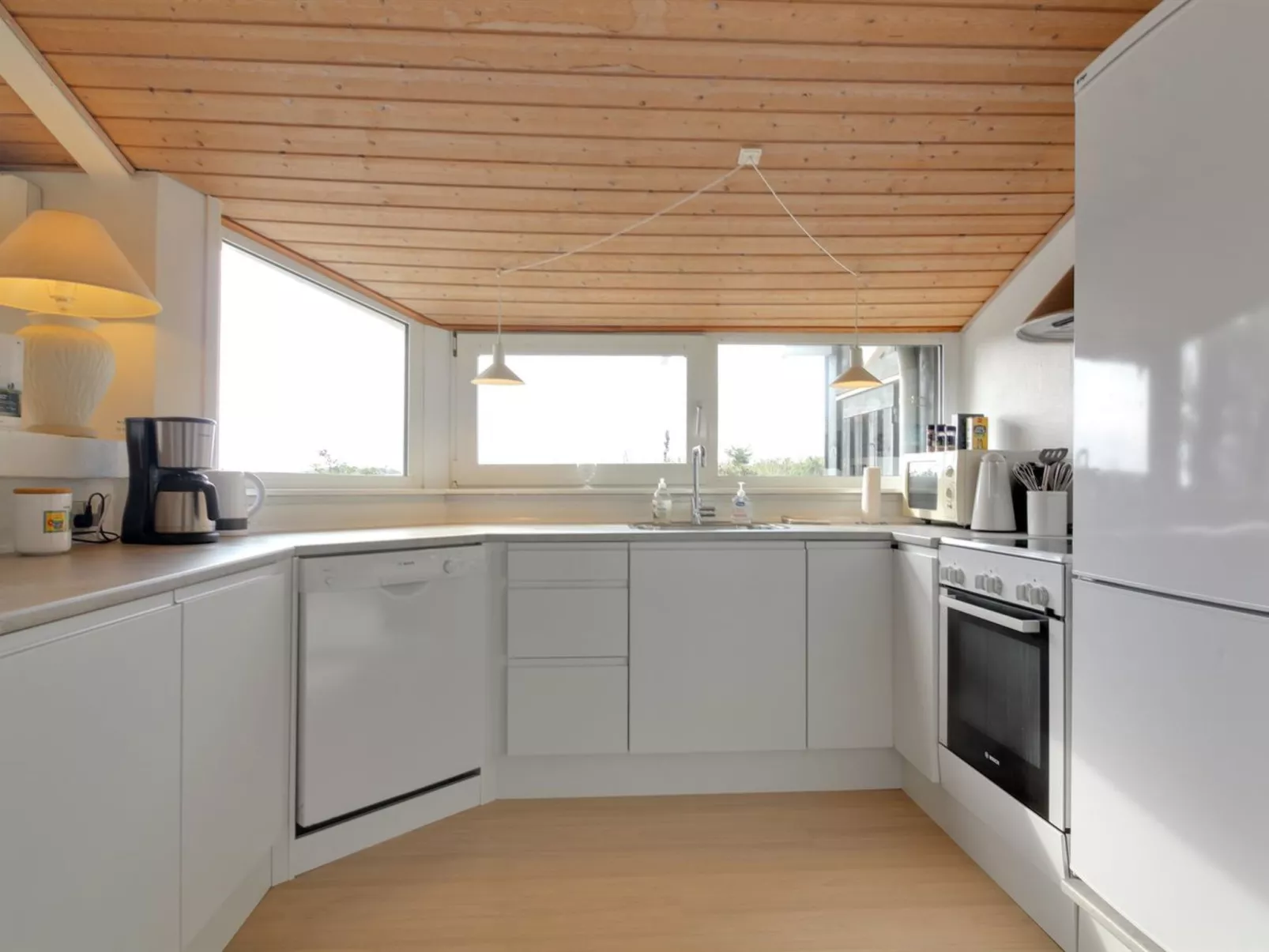 "Marlie" - 600m from the sea-Binnen