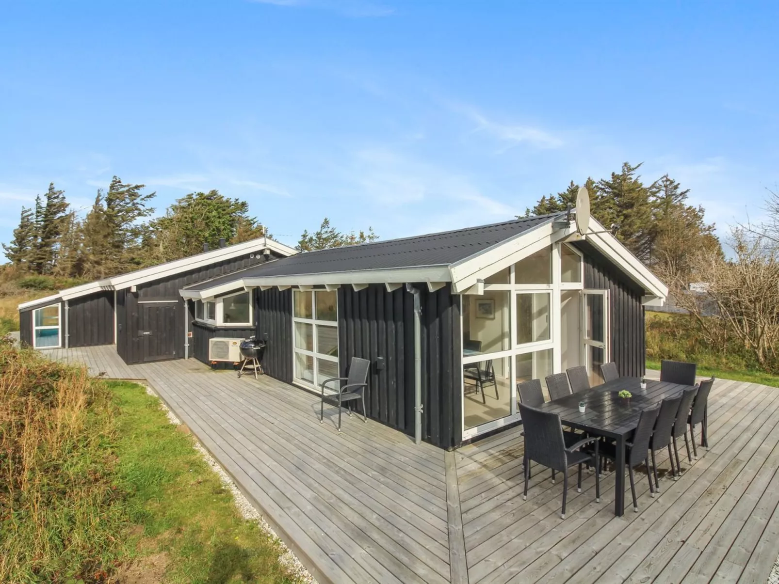 "Marlie" - 600m from the sea-Buiten