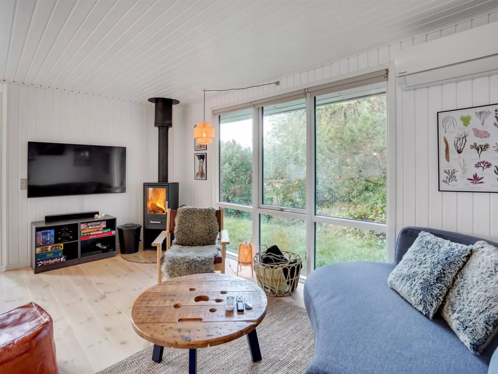 "Gilda" - 2km from the sea-Binnen