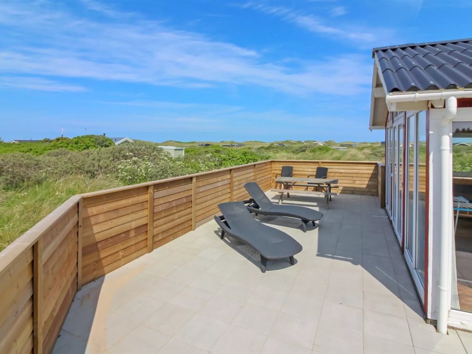 "Olla" - 300m from the sea-Buiten