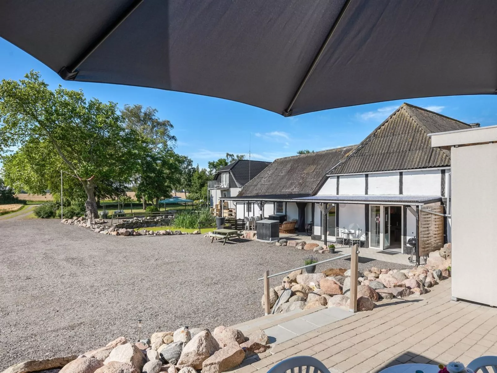 "Durim" - 2.5km from the sea-Binnen