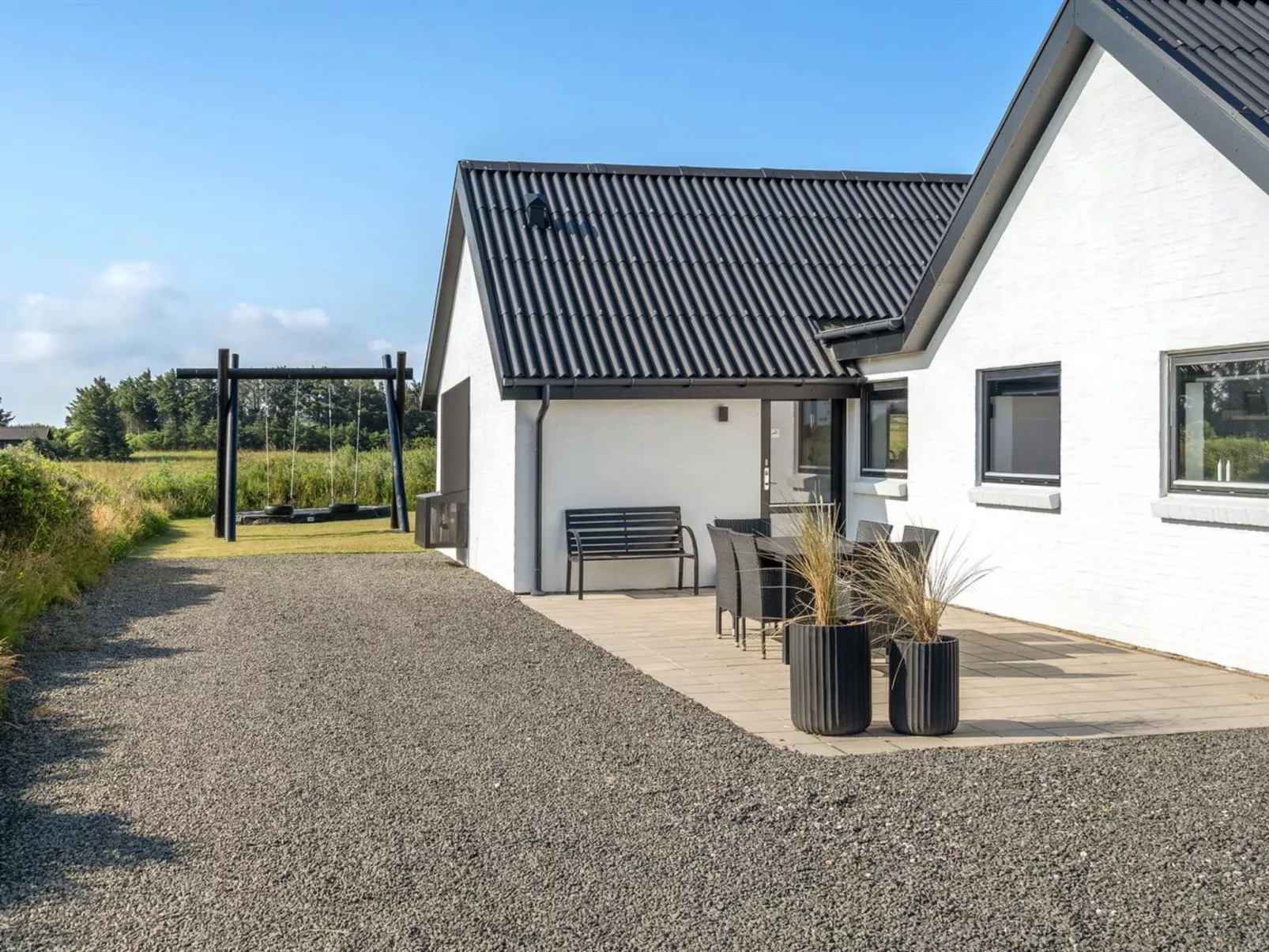 "Volfgang" - 250m from the sea-Binnen