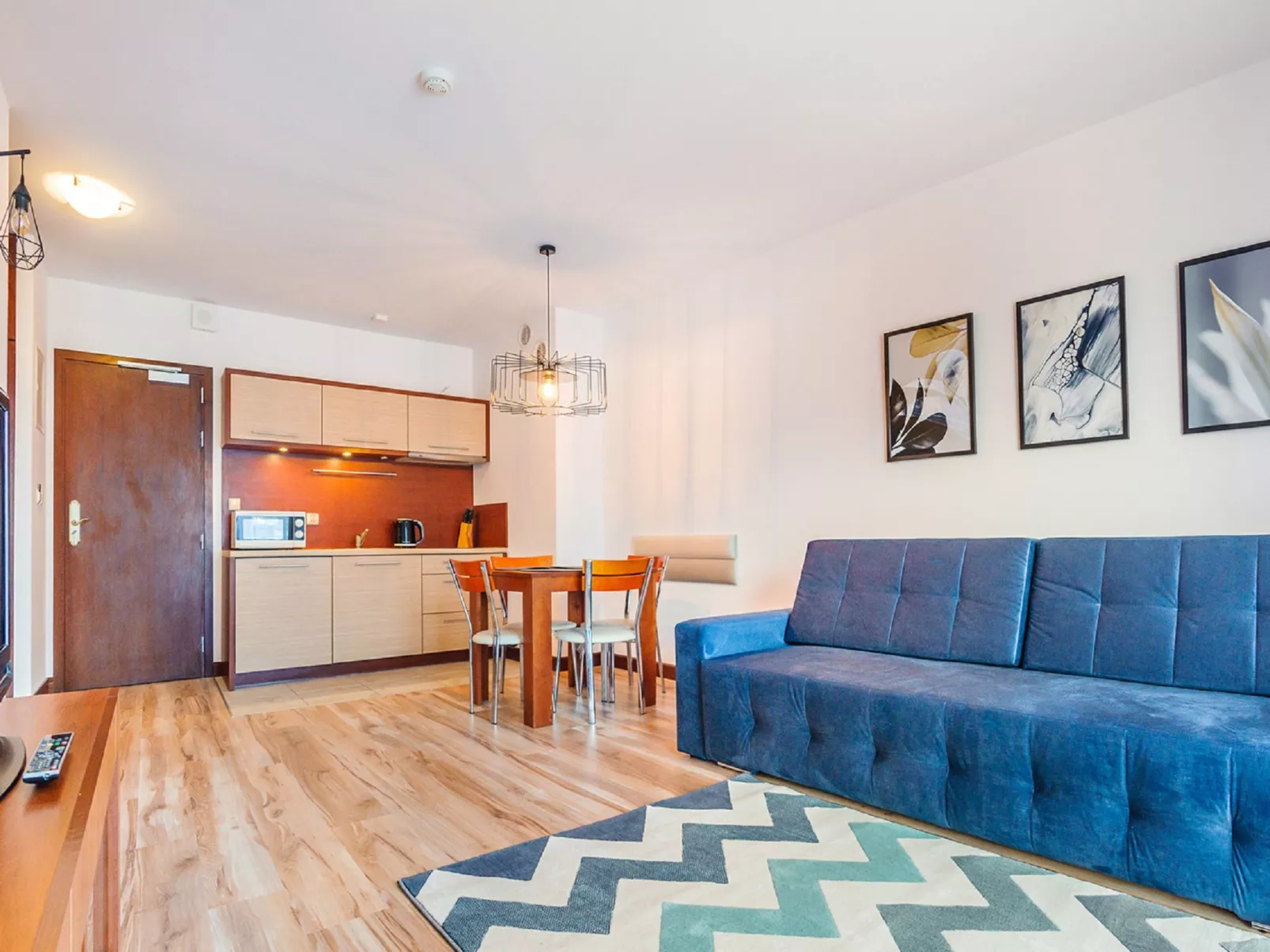 Continental Krynica Morska-Binnen