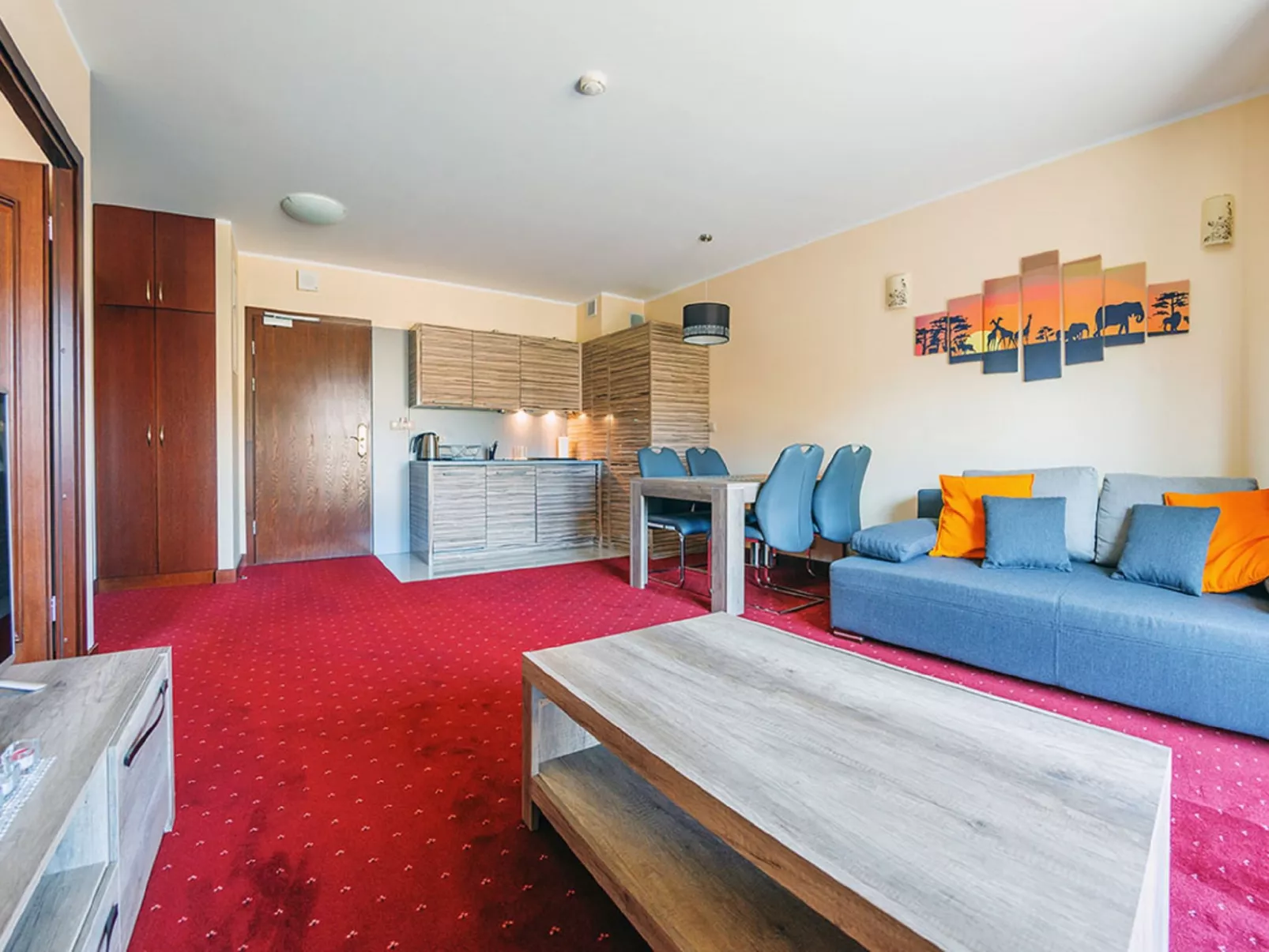 Continental Krynica Morska-Binnen