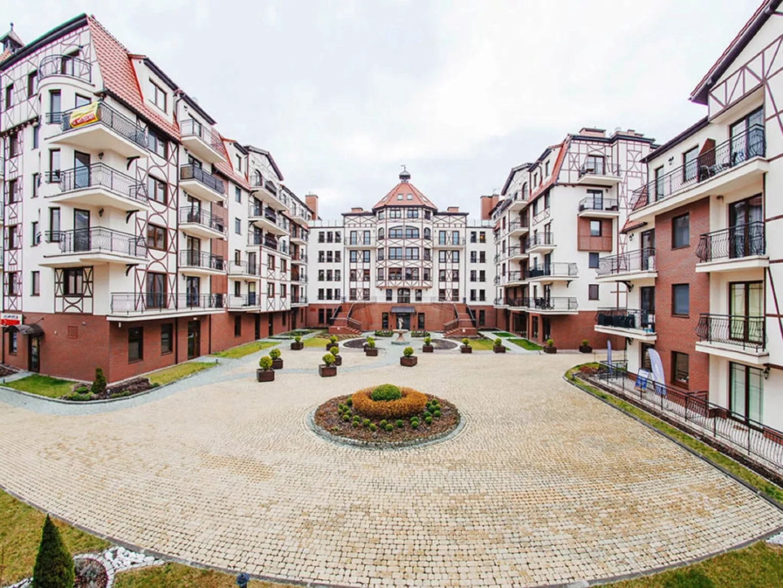 Continental Krynica Morska-Buiten