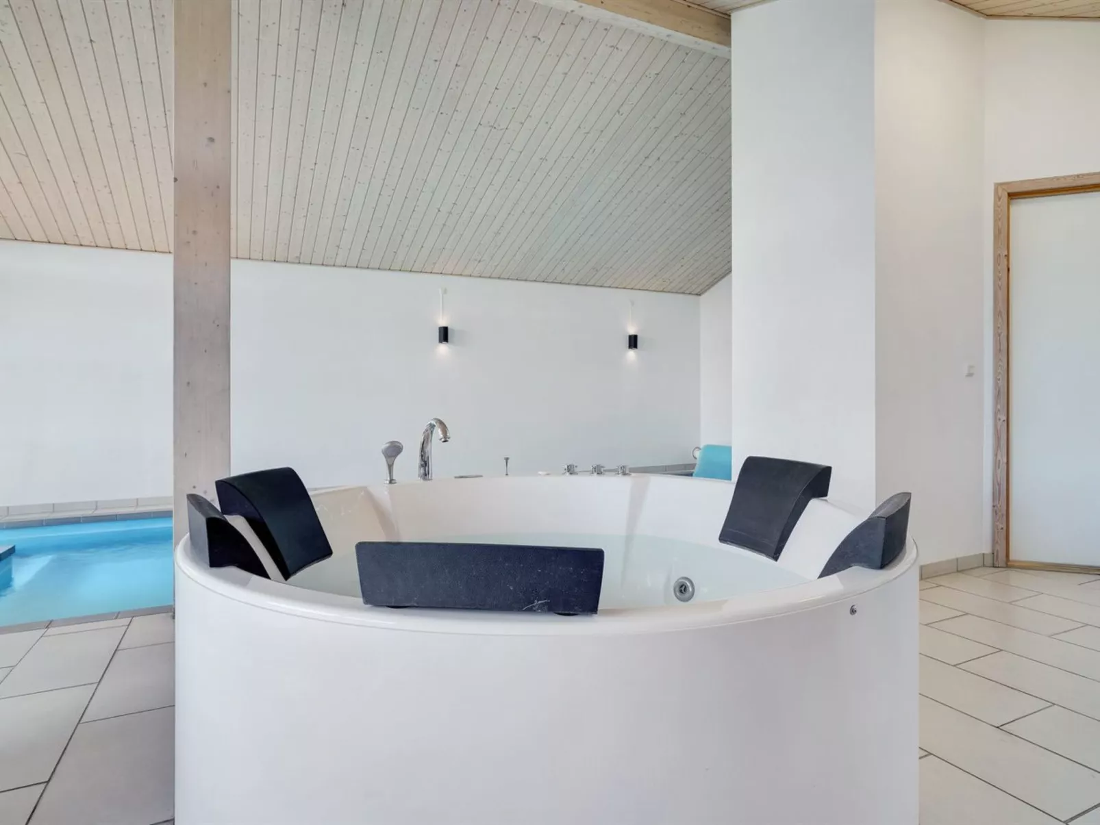 "Niela" - 800m from the sea-Buiten