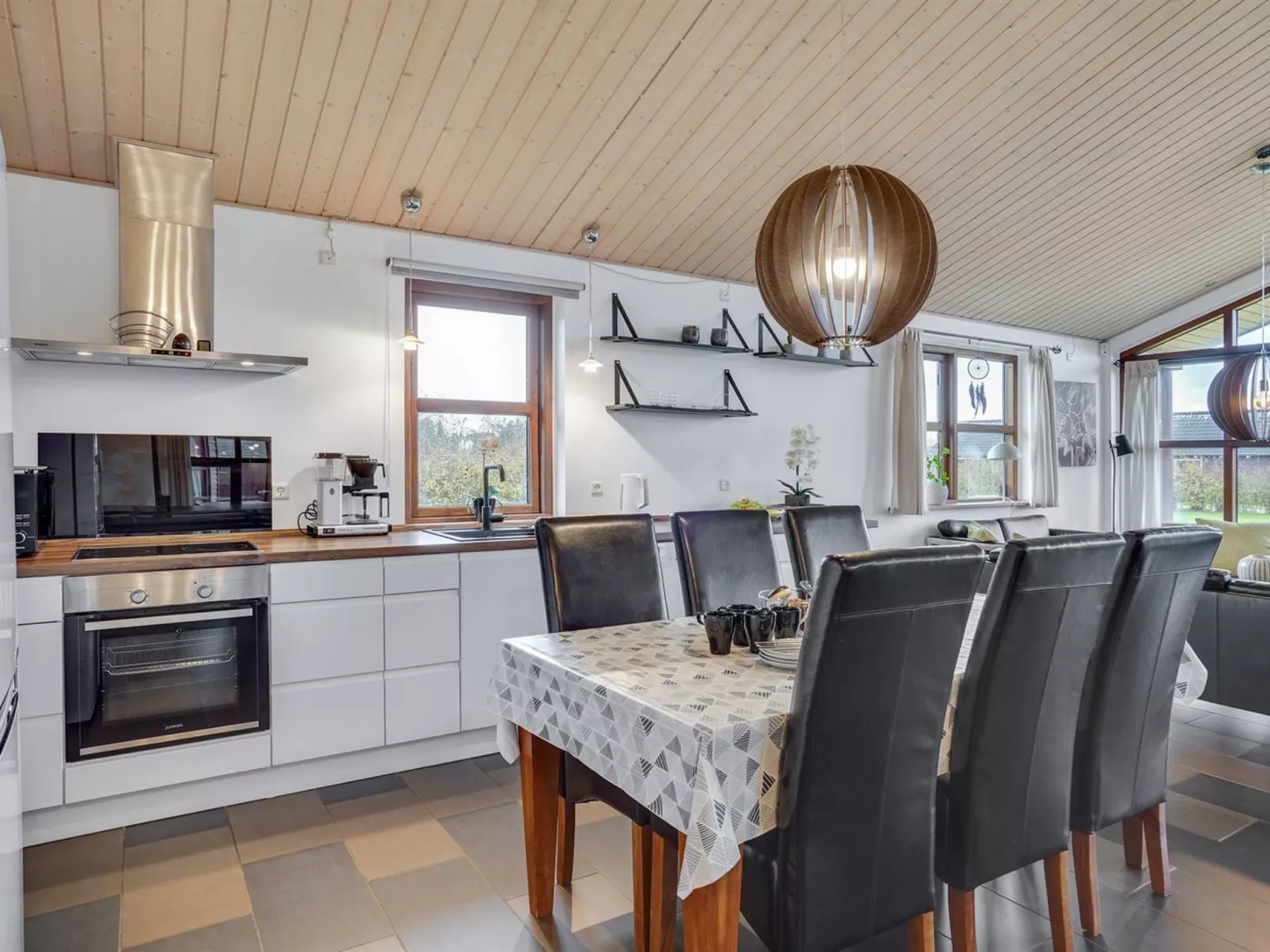 "Niela" - 800m from the sea-Binnen