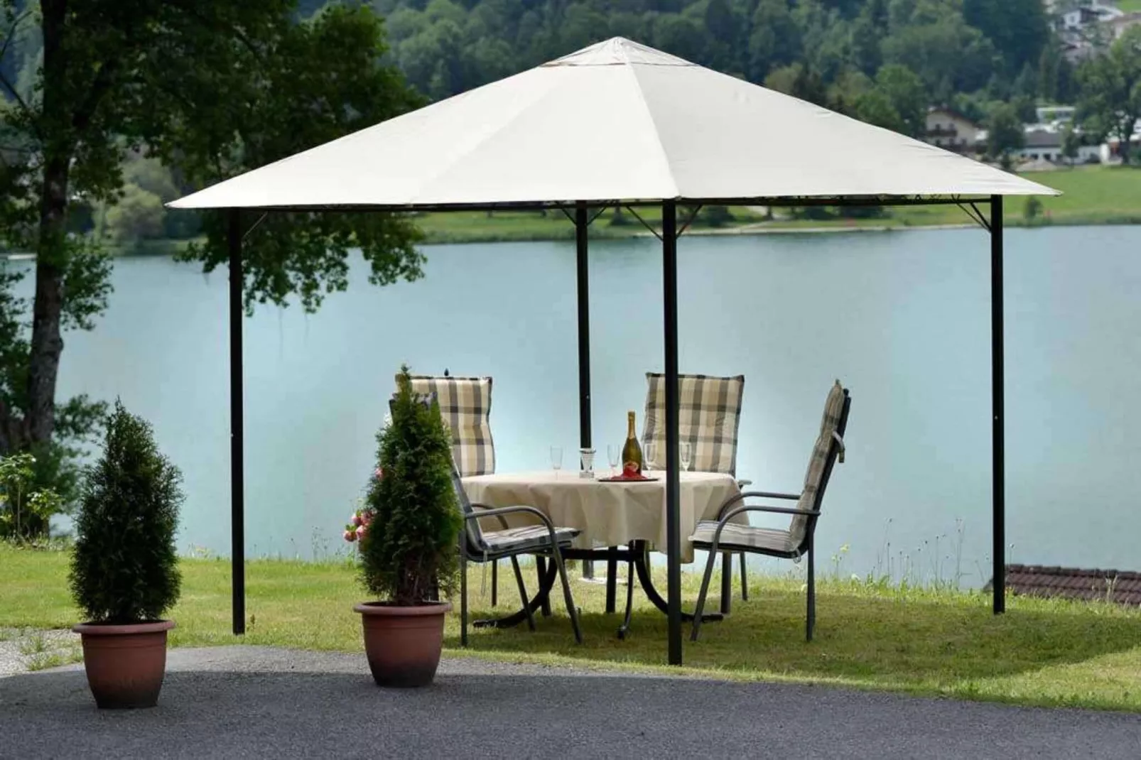 Apartment Hüttenzauber-Tuinen zomer