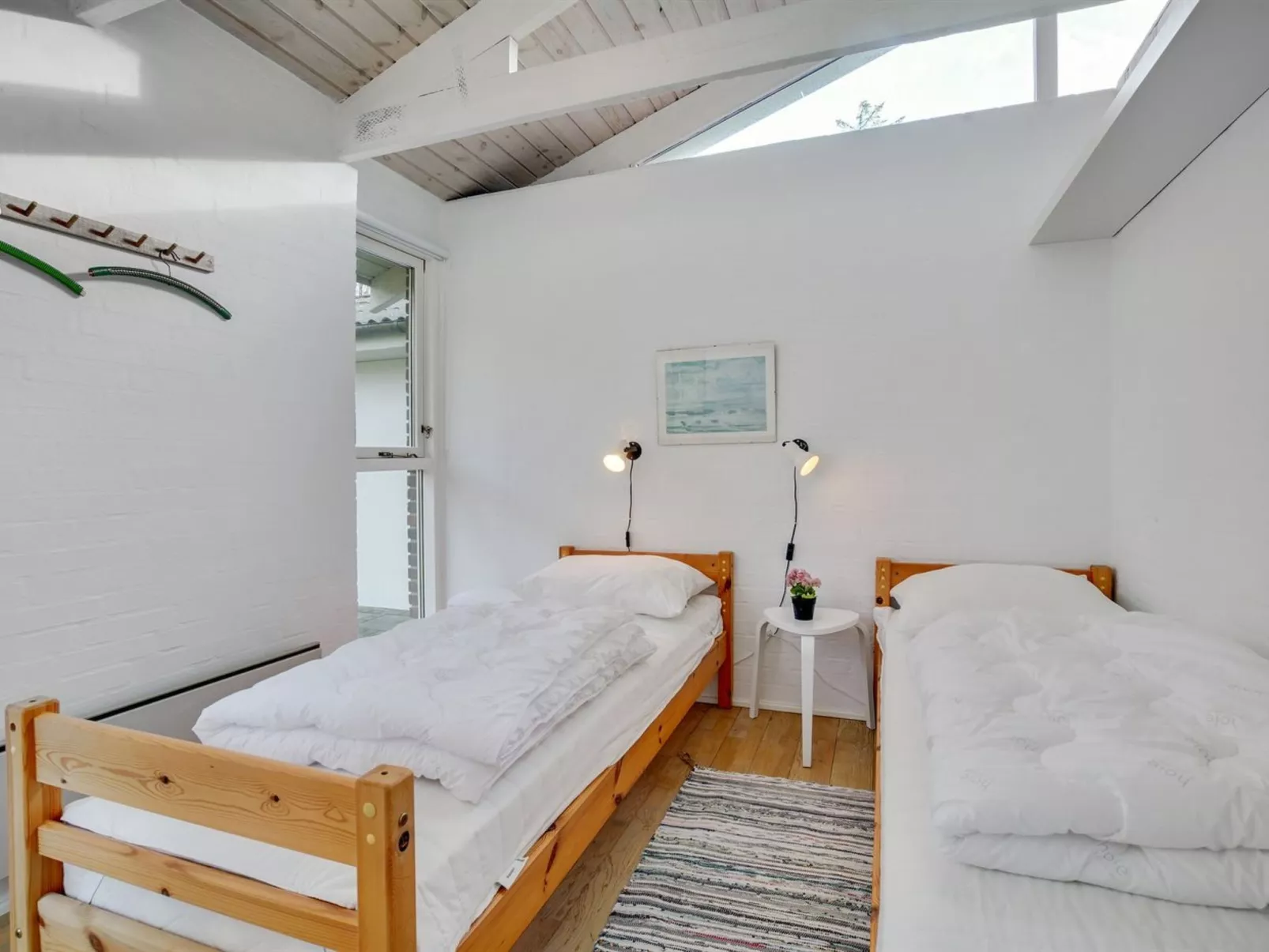 "Tinnie" - 2.9km from the sea-Binnen