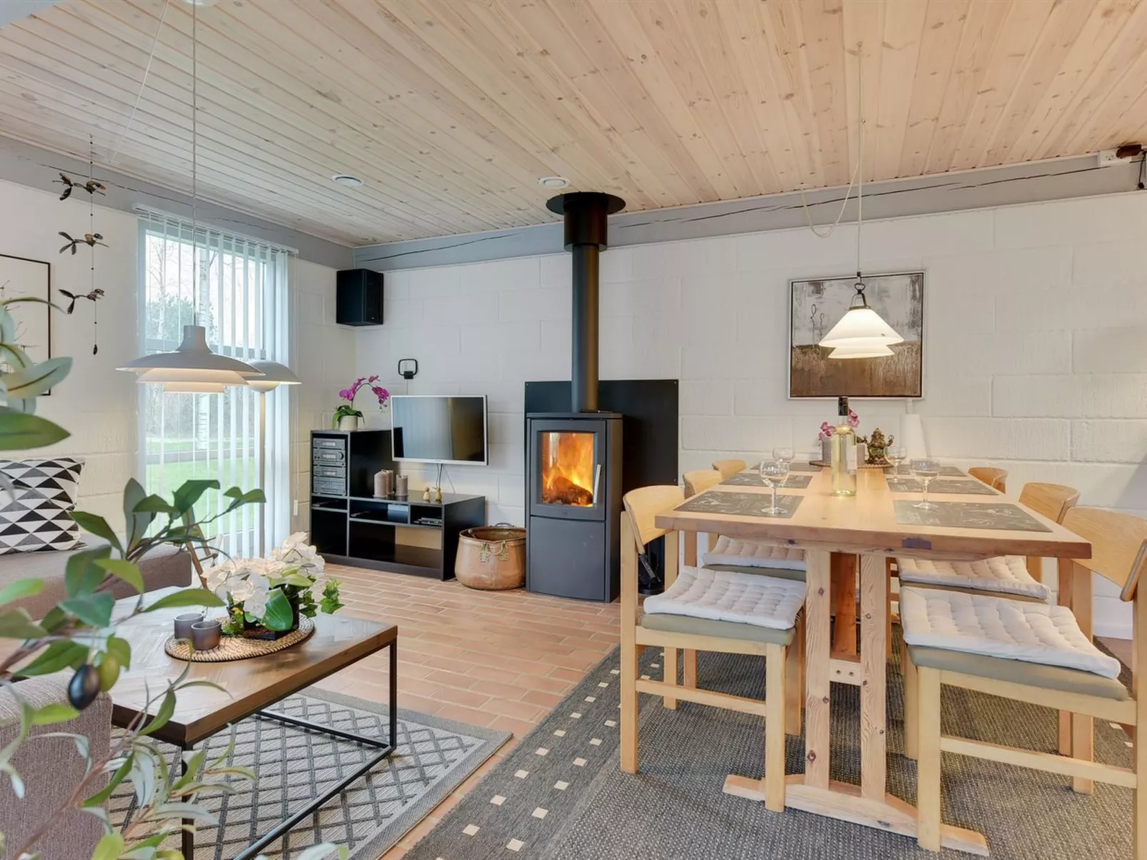 "Tupi" - 200m from the sea-Binnen