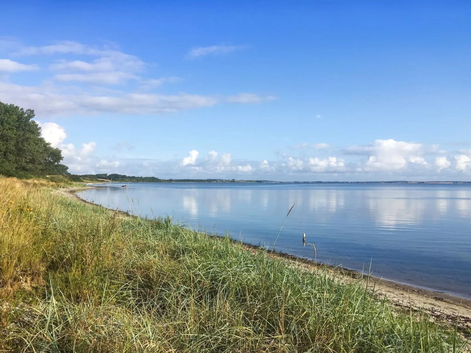 "Regni" - 300m to the inlet-Buiten