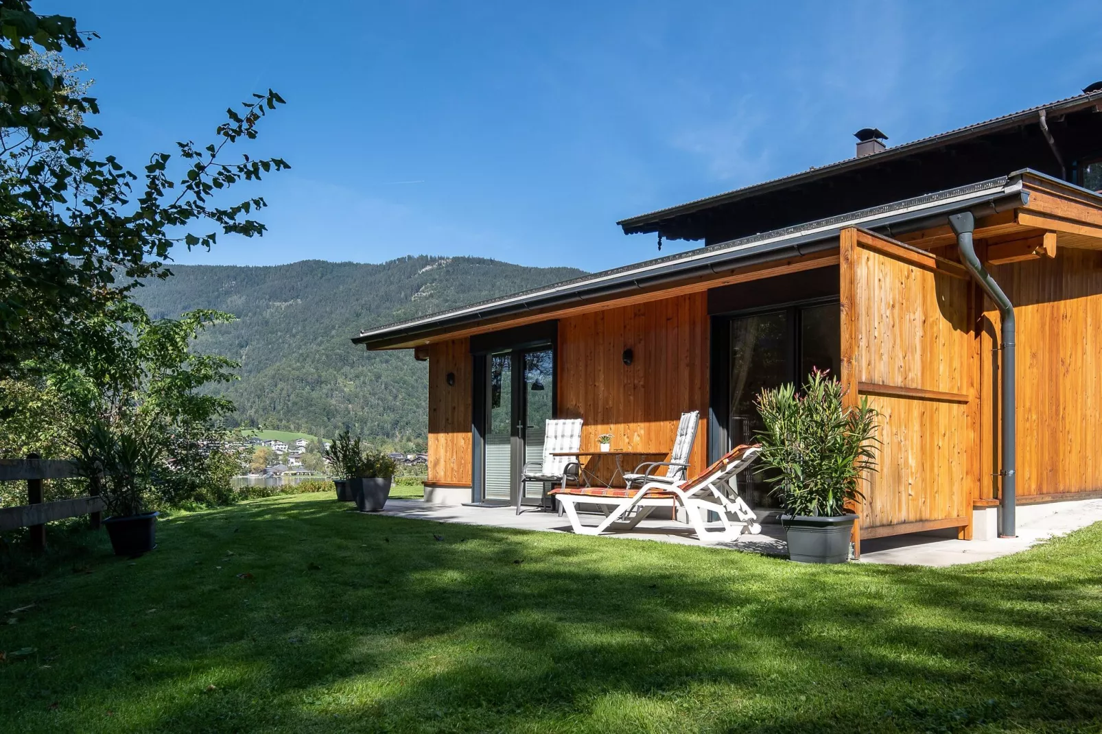 See Chalet Ticklhof-Buitenkant zomer