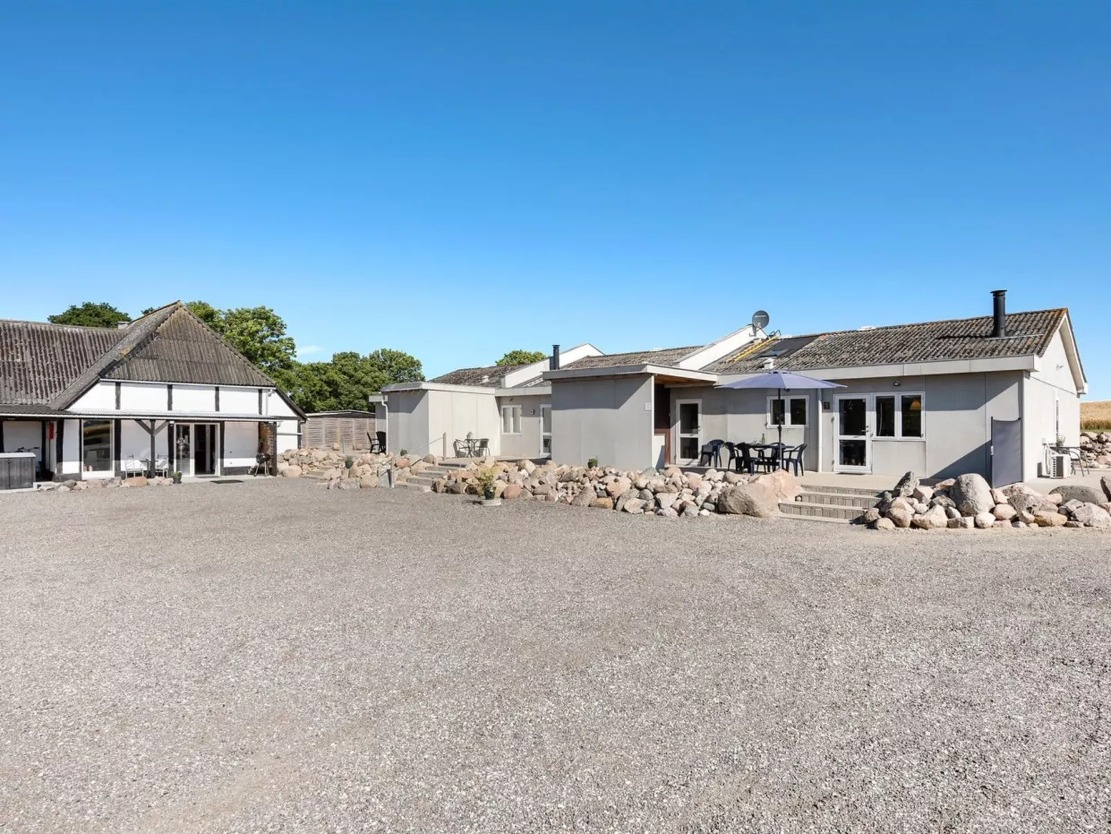 "Henne" - 2.5km from the sea-Buiten