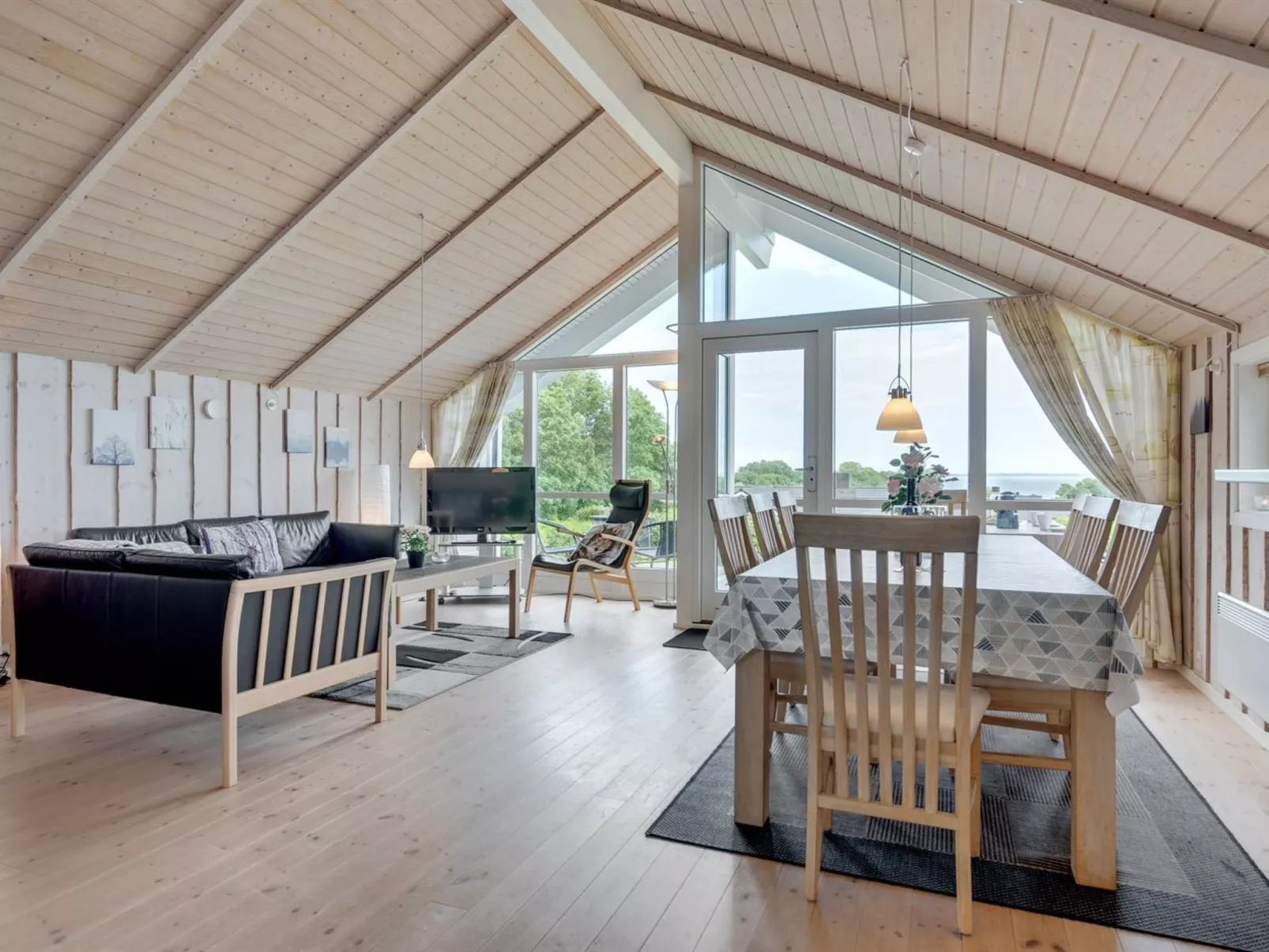 "Sulo" - 500m from the sea-Binnen