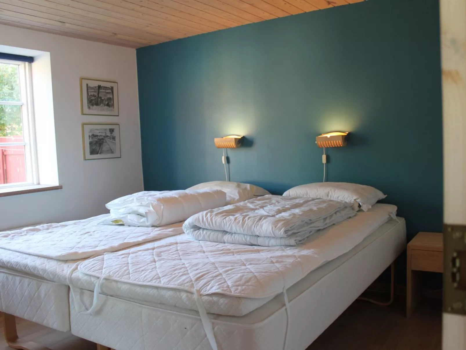 "Tara" - 300m from the sea-Binnen