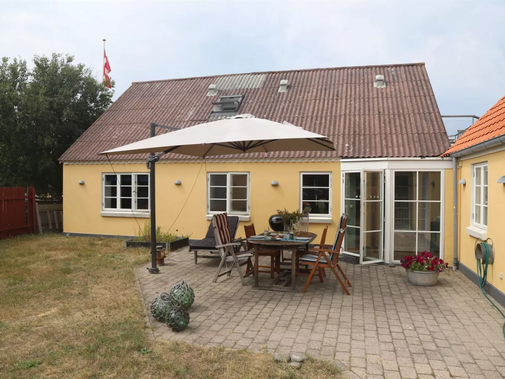 "Tara" - 300m from the sea-Buiten