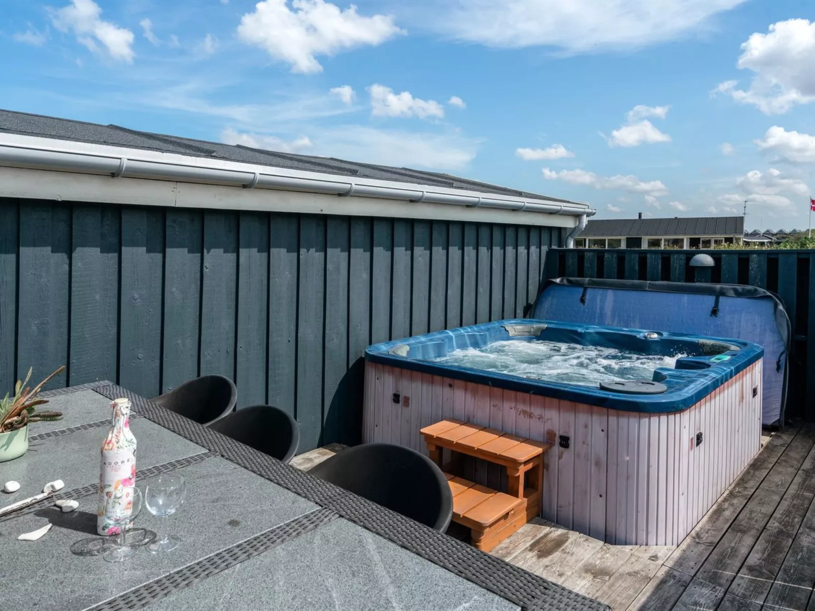 "Cvetan" - 200m from the sea-Buiten