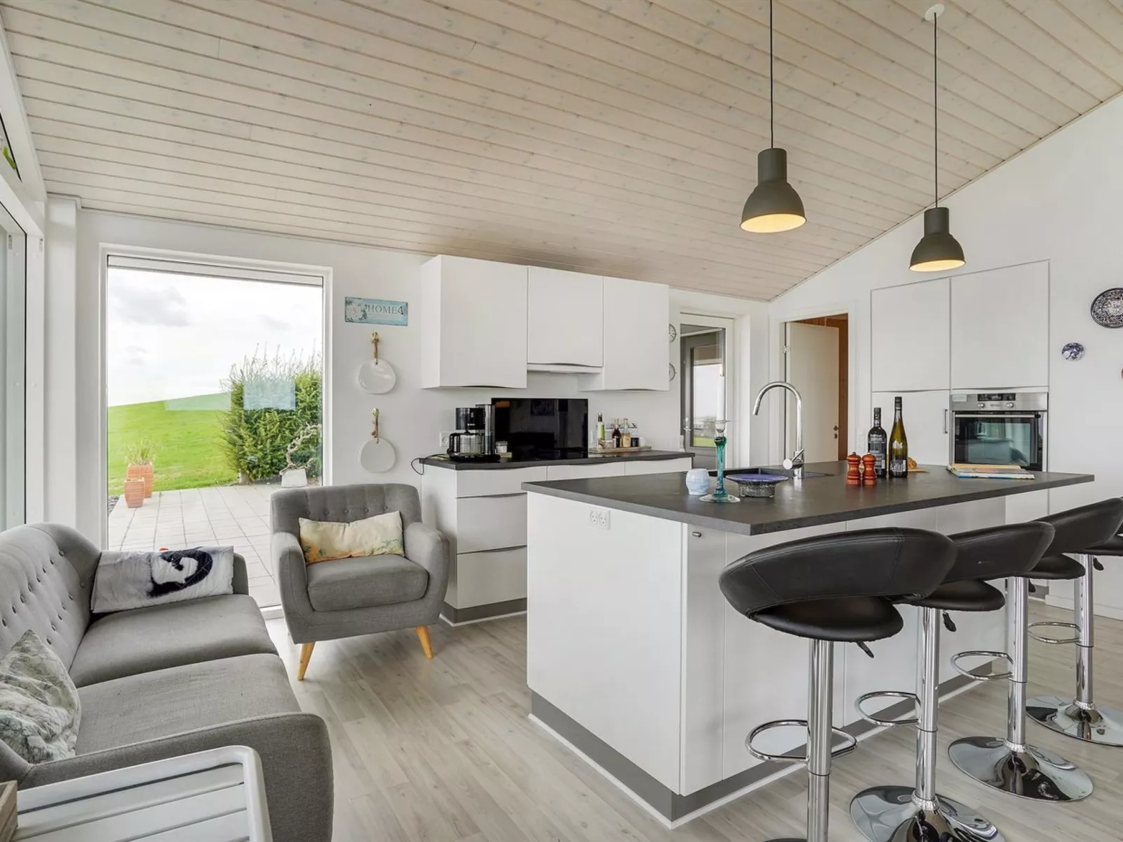 "Talika" - 700m from the sea-Binnen