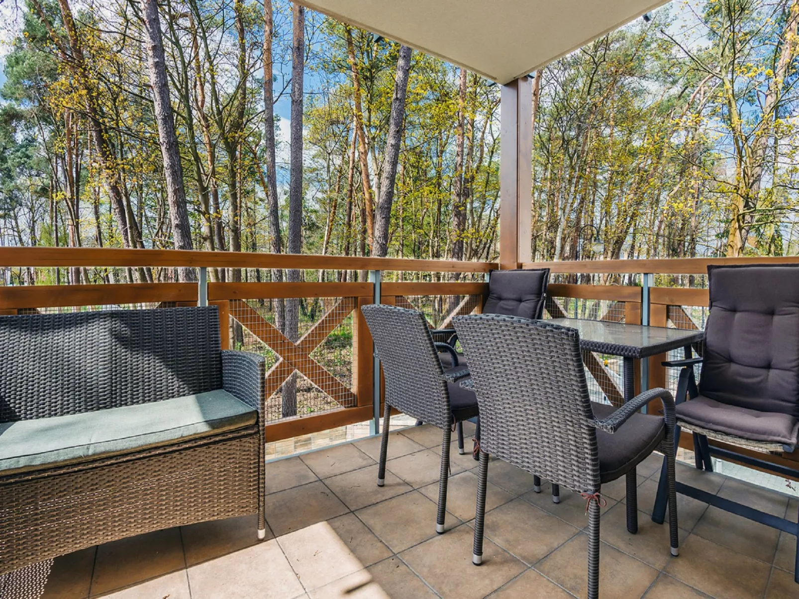 Rezydencja Park Rodzinna-Buiten