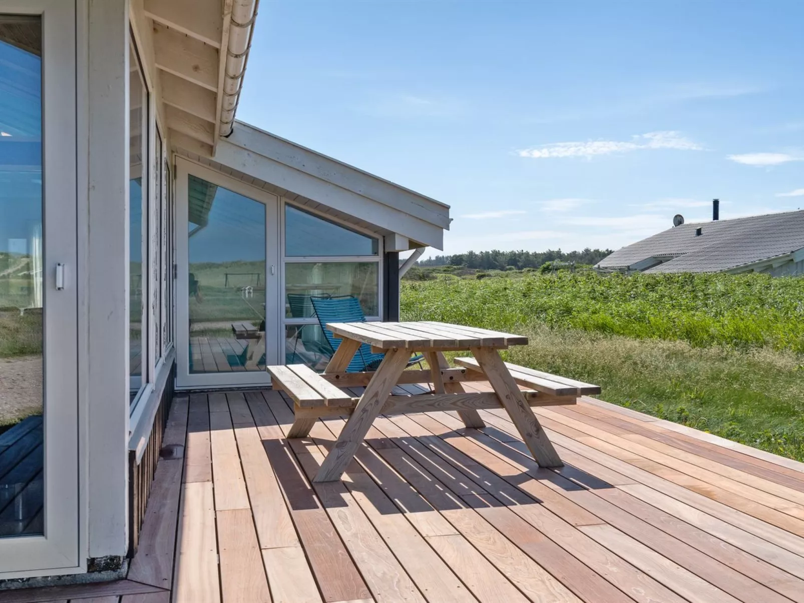 "Hermund" - 110m from the sea-Buiten