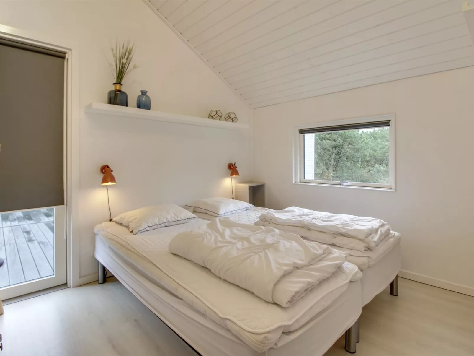 "Julie" - 1.5km from the sea-Binnen