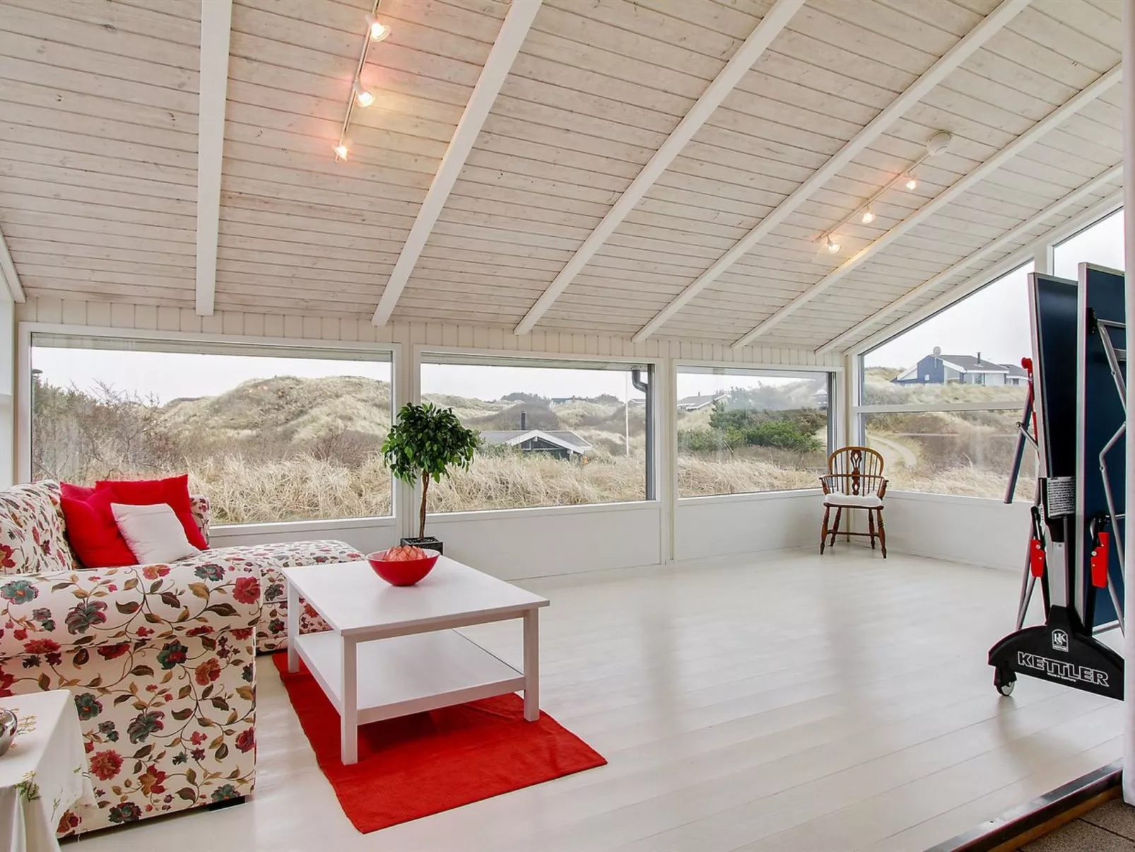 "Annaliese" - 175m from the sea-Binnen