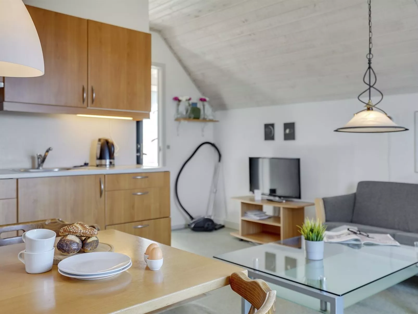 "Otto" - 2.3km from the sea-Binnen