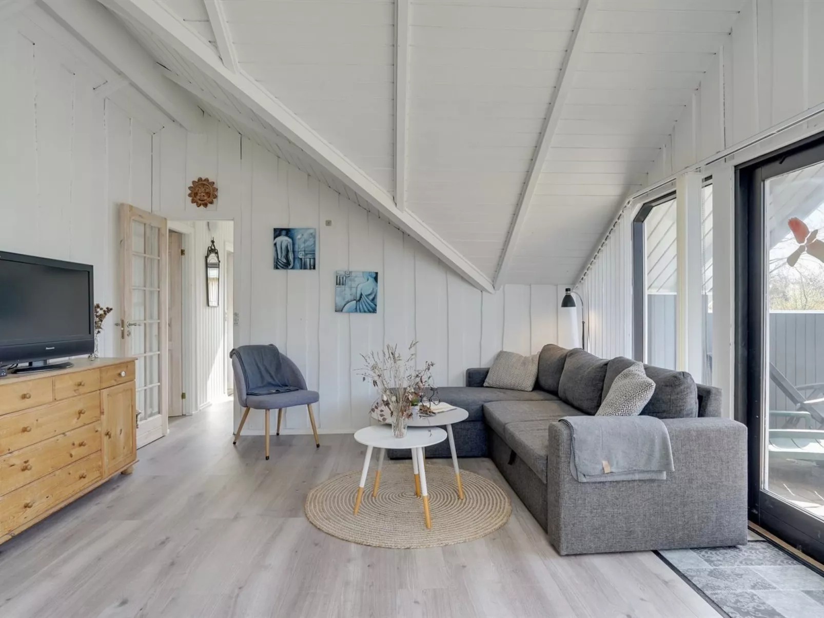 "Roderich" - 400m from the sea-Binnen