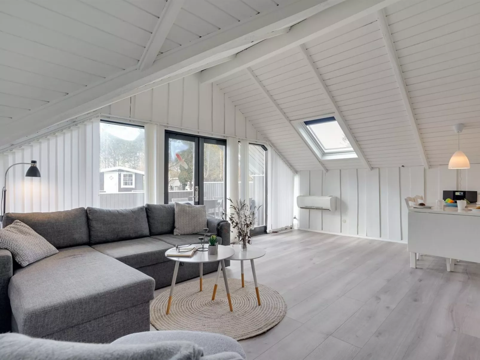 "Roderich" - 400m from the sea-Binnen