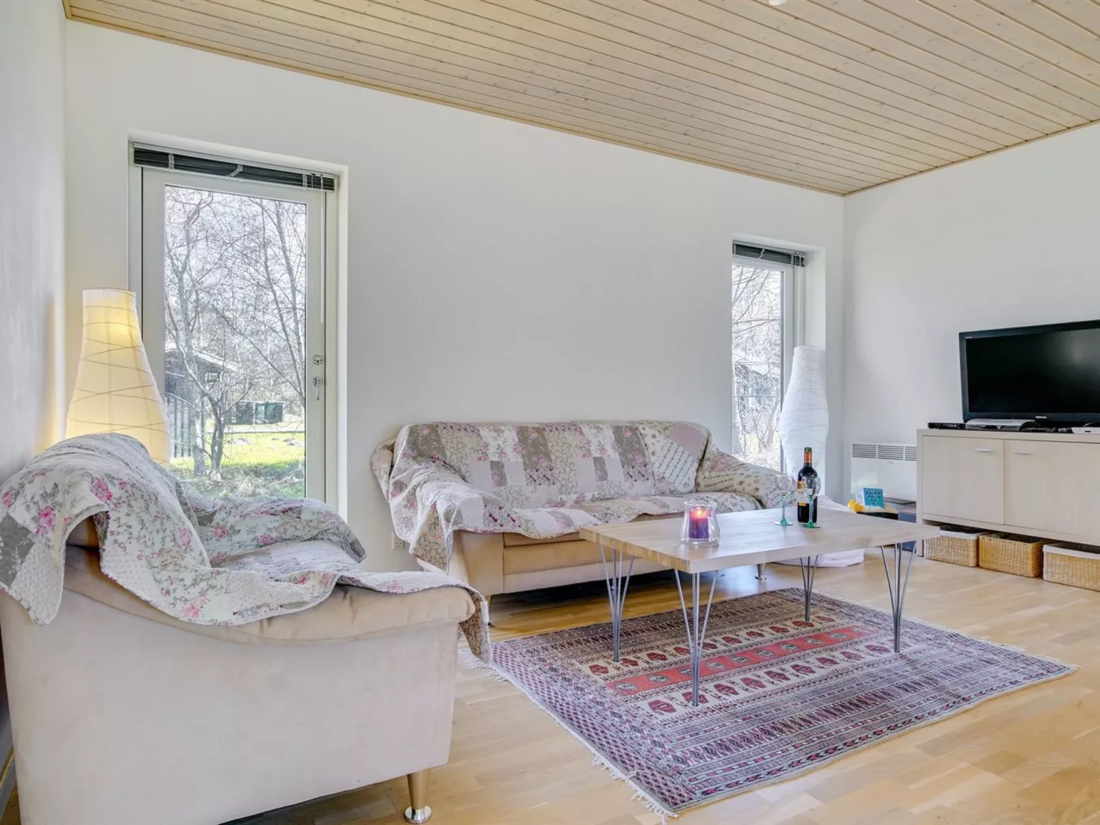 "Pietari" - 1.2km from the sea-Buiten