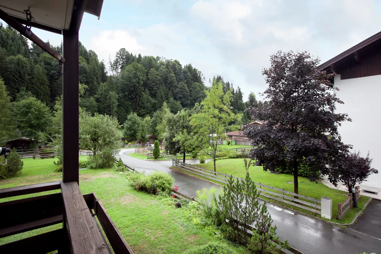 Haus Tirol-Tuinen zomer